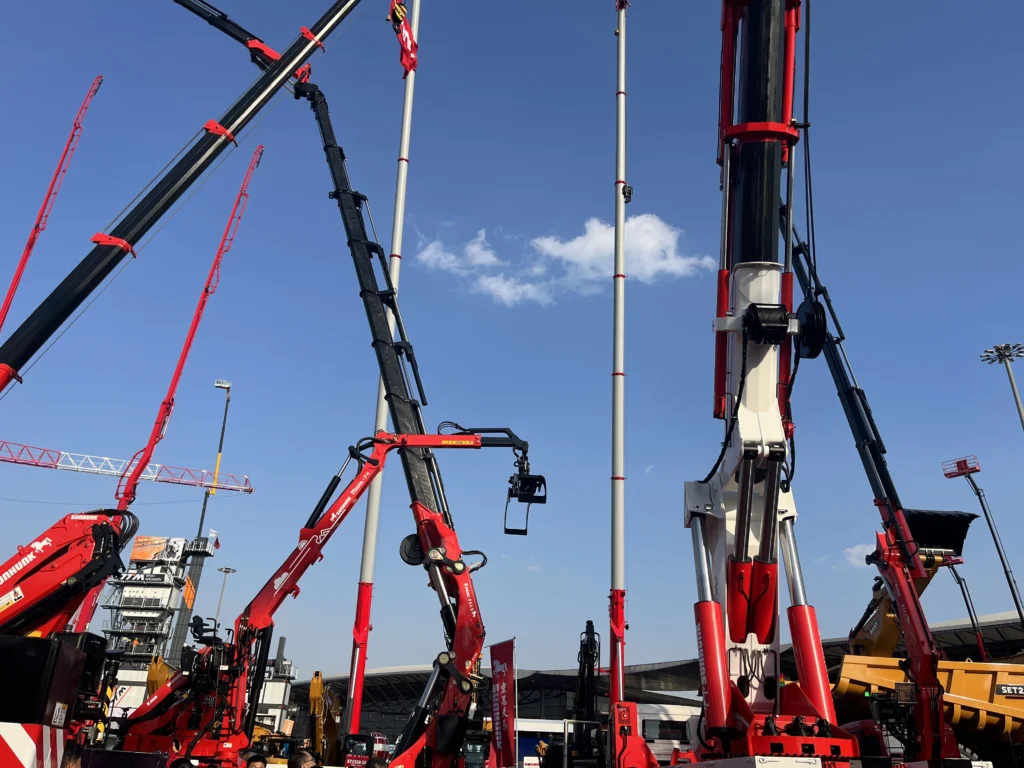 hydraulic cylinder